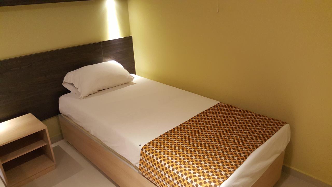 Hotel 56 Avenue Plaza Barranquilla  Exterior photo