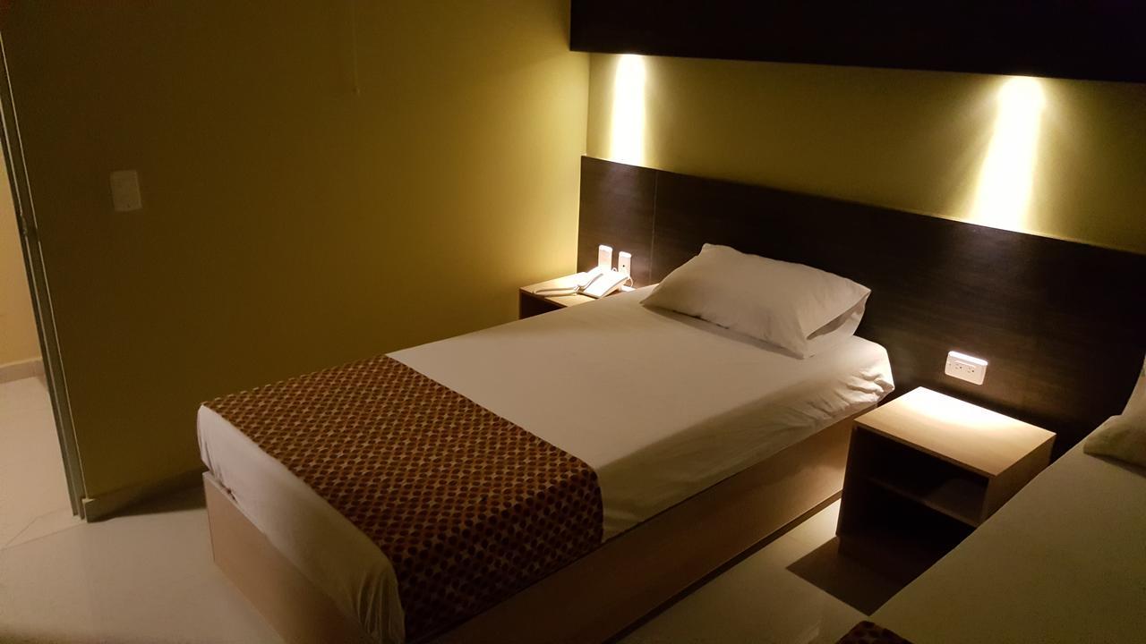 Hotel 56 Avenue Plaza Barranquilla  Exterior photo