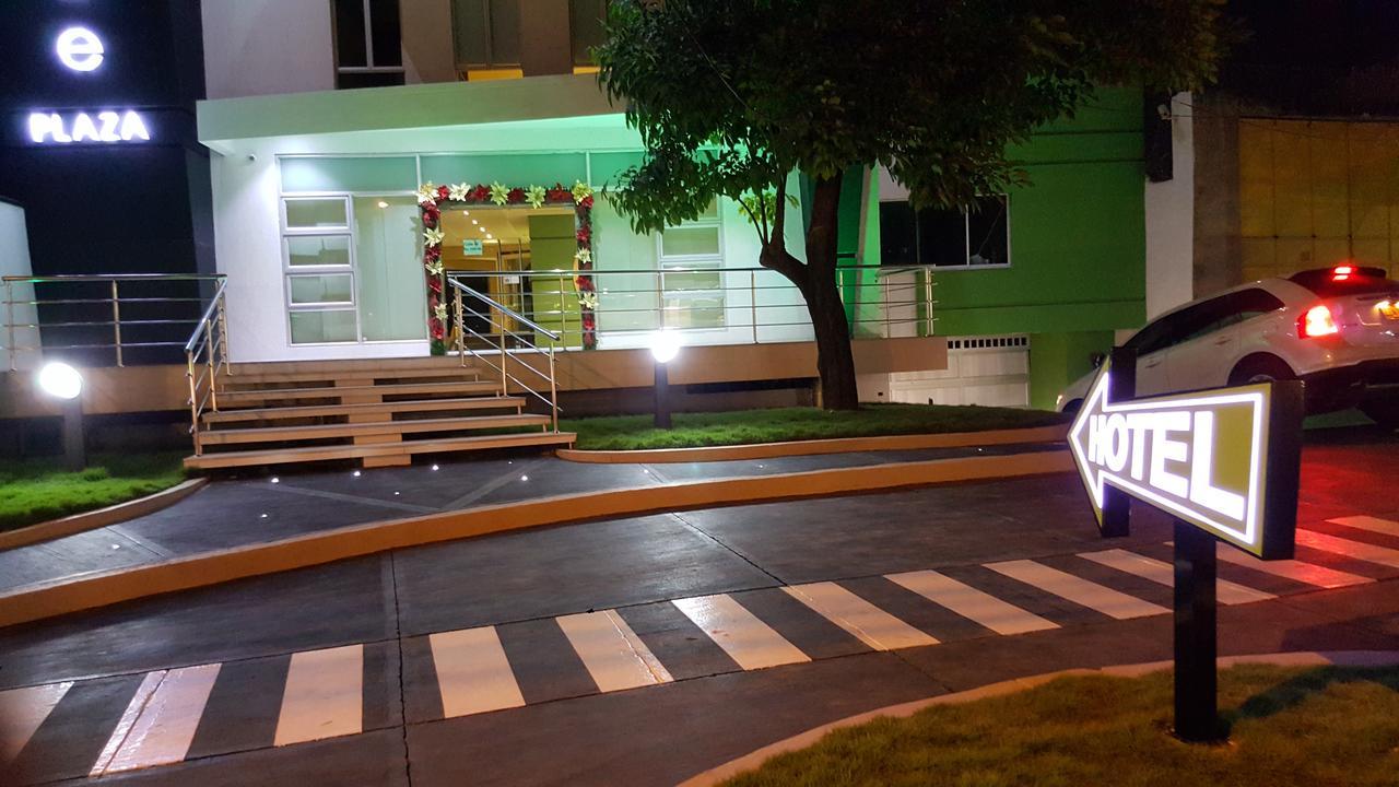 Hotel 56 Avenue Plaza Barranquilla  Exterior photo